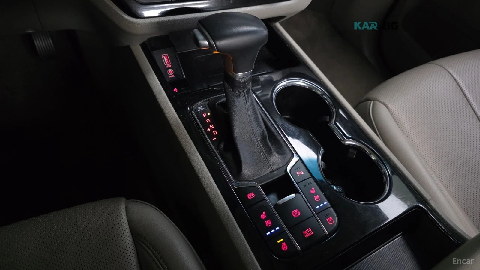 Kia Carnival * 9 МЕСТА* KEYLESS* Camera* ПОДГРЕВ* 360* , снимка 9 - Автомобили и джипове - 55061982