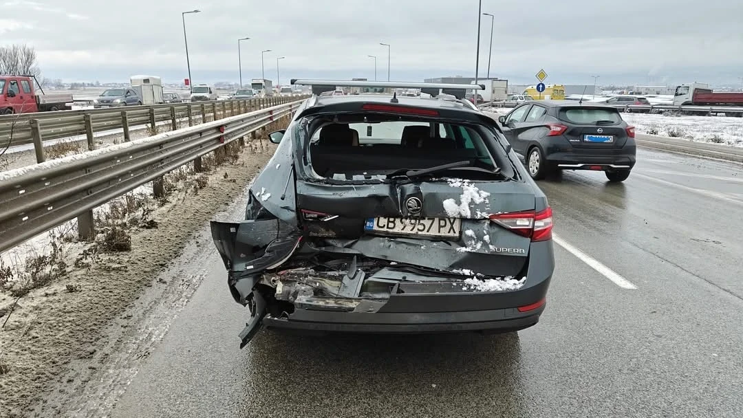 Skoda Superb, снимка 4 - Автомобили и джипове - 55108662