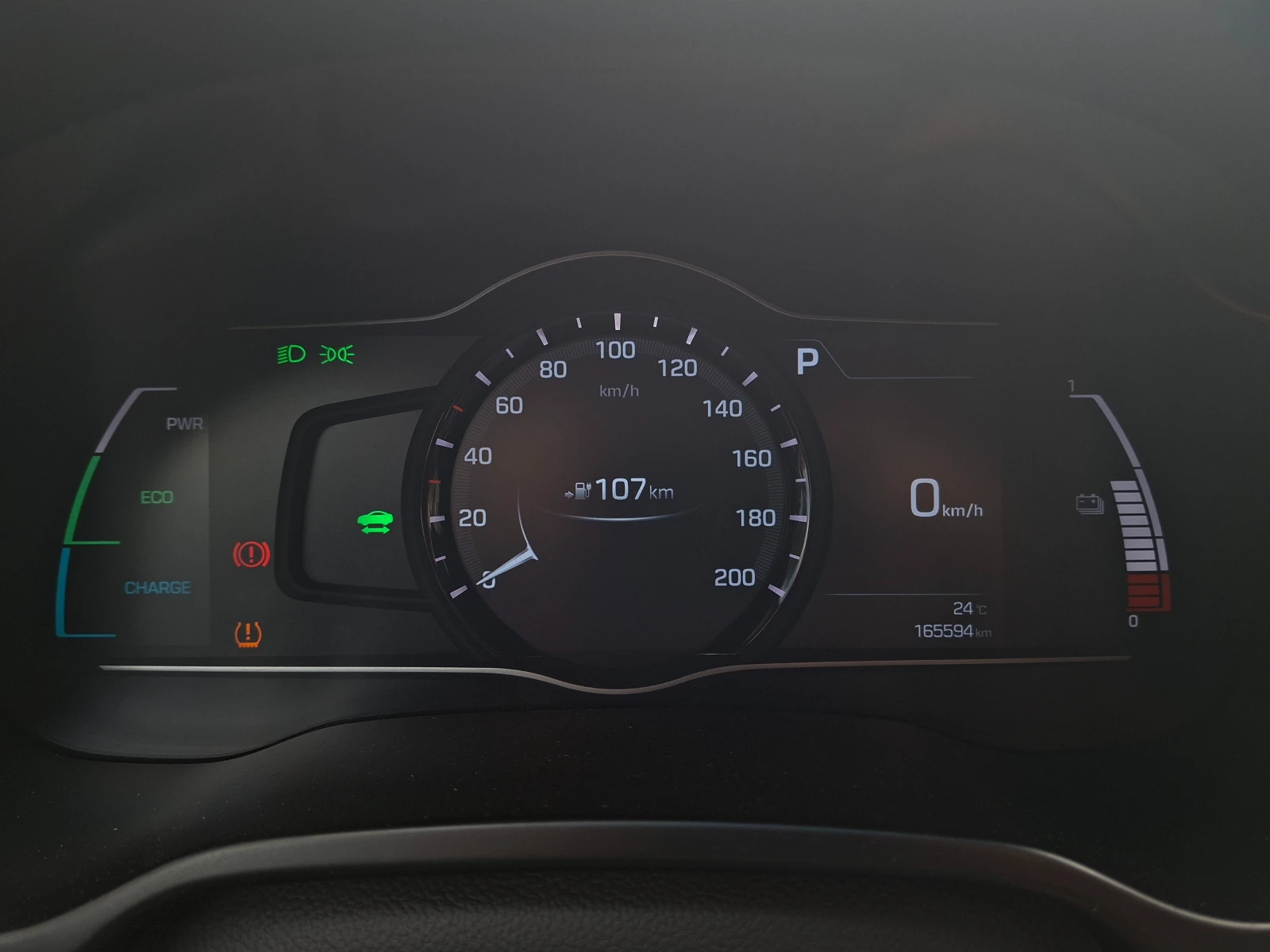 Hyundai Ioniq, снимка 12 - Автомобили и джипове - 55147974