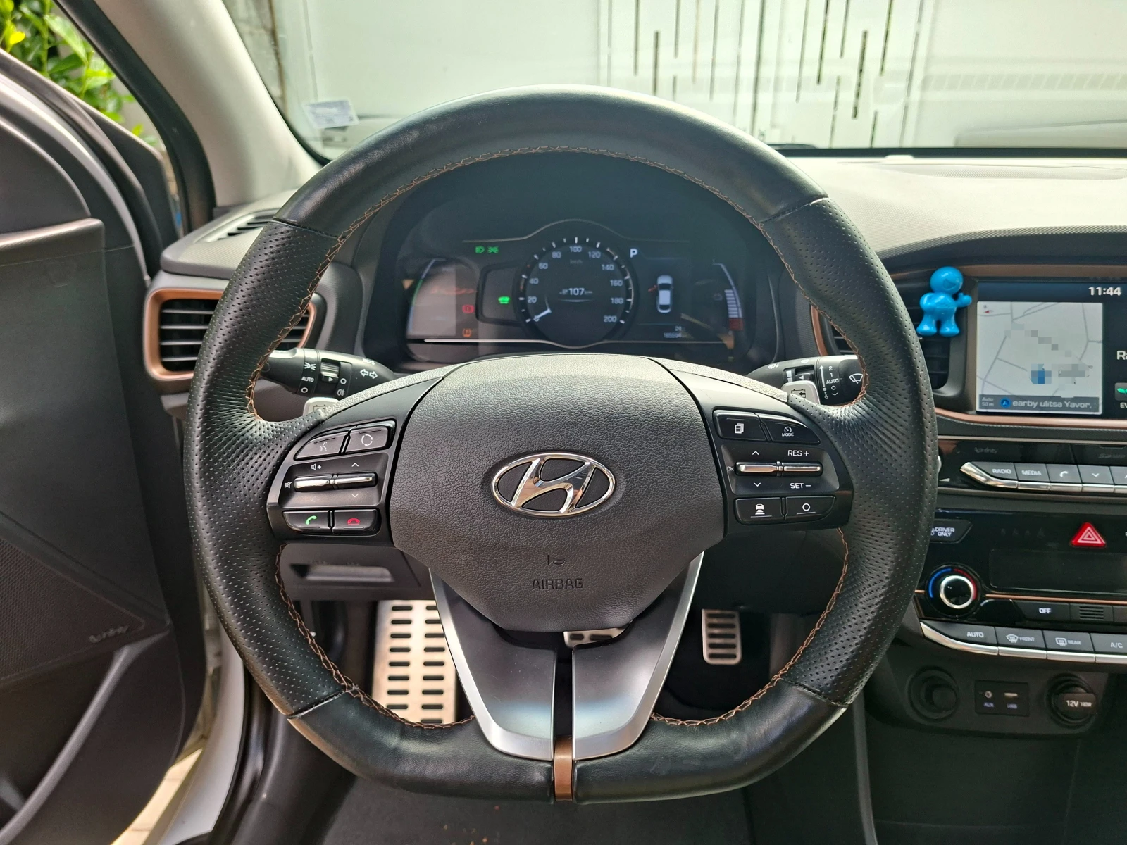Hyundai Ioniq, снимка 11 - Автомобили и джипове - 55147974
