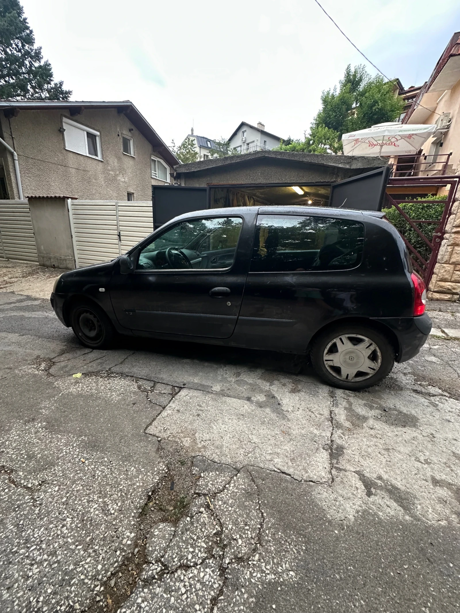 Renault Clio, снимка 5 - Автомобили и джипове - 55162537