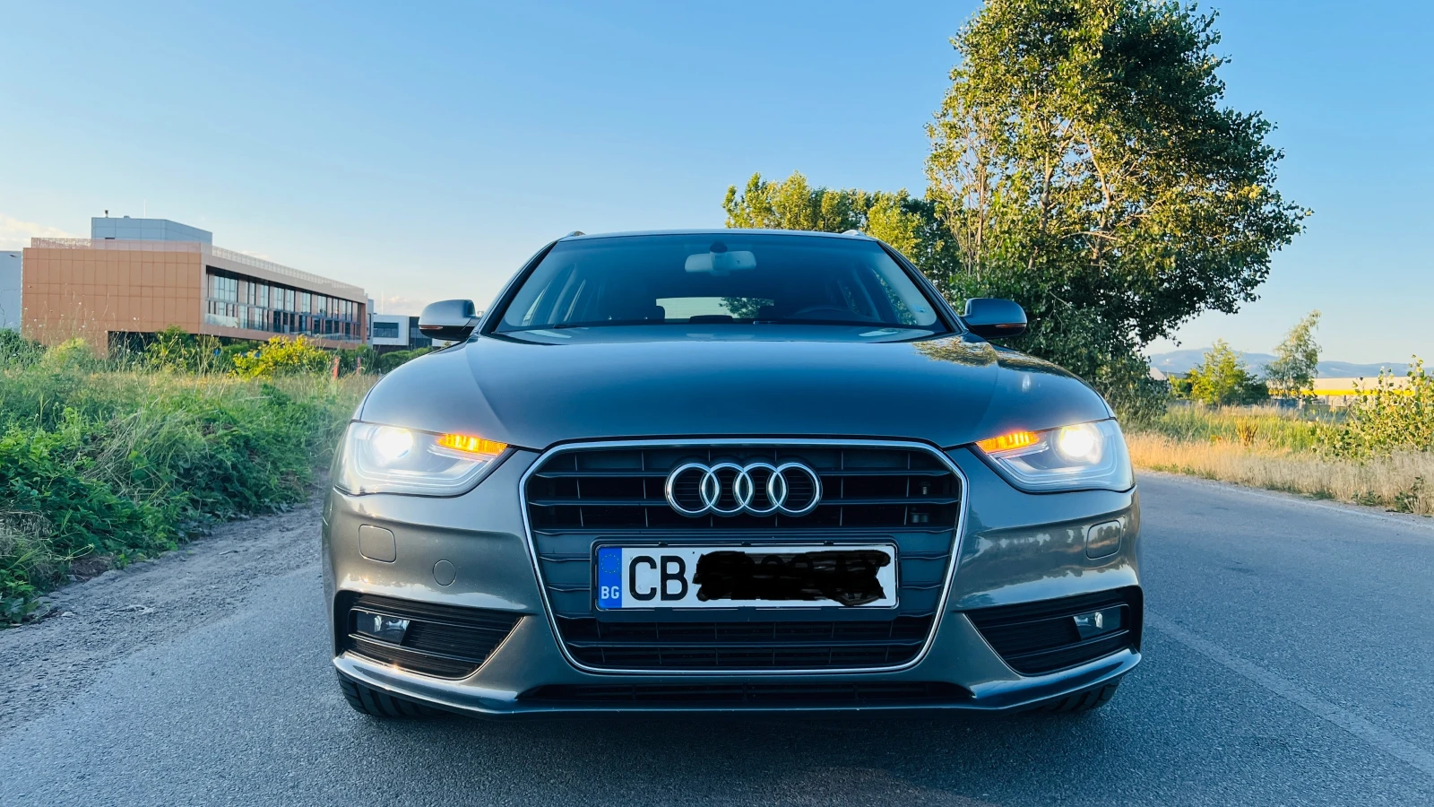 Audi A4, снимка 2 - Автомобили и джипове - 55299967