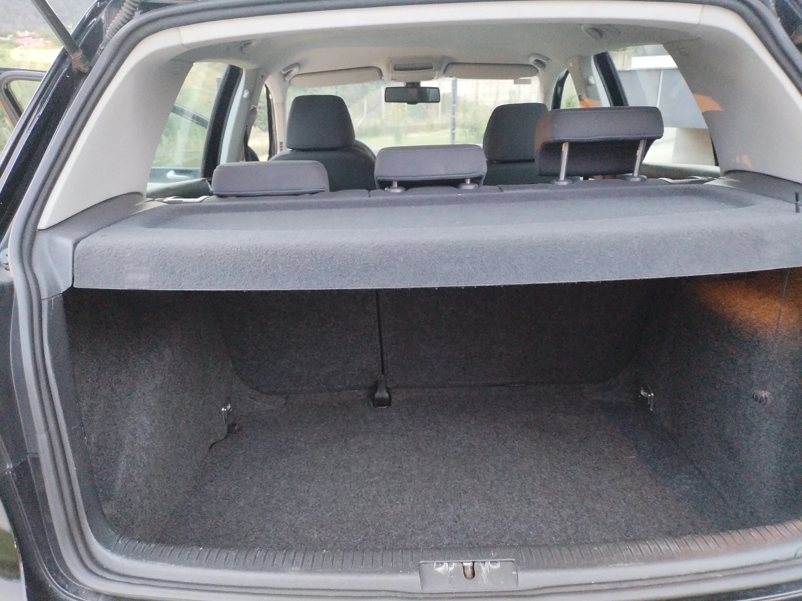 VW Golf 2.0 TDI BMM-8V 6ск Клима Теглич Уникат , снимка 12 - Автомобили и джипове - 55366197