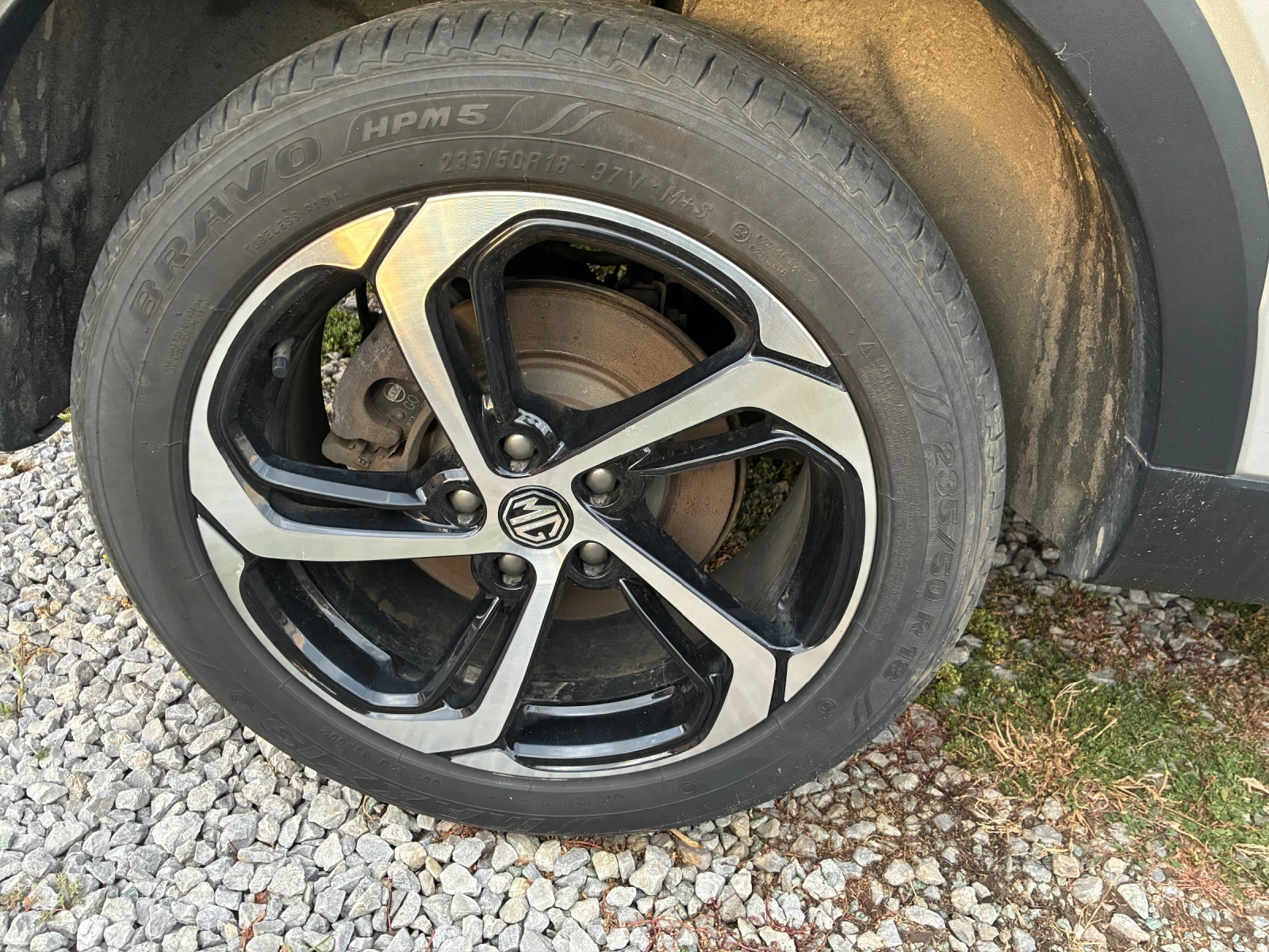 Mg EHS 1, 5 PLUG-IN HYBRID - LUXURY- LUXUR, снимка 15 - Автомобили и джипове - 55418008