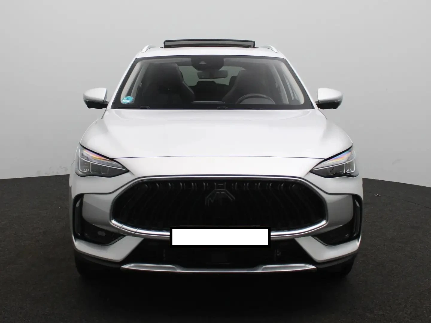 Mg EHS 1, 5 PLUG-IN HYBRID - LUXURY- LUXUR, снимка 2 - Автомобили и джипове - 55418008