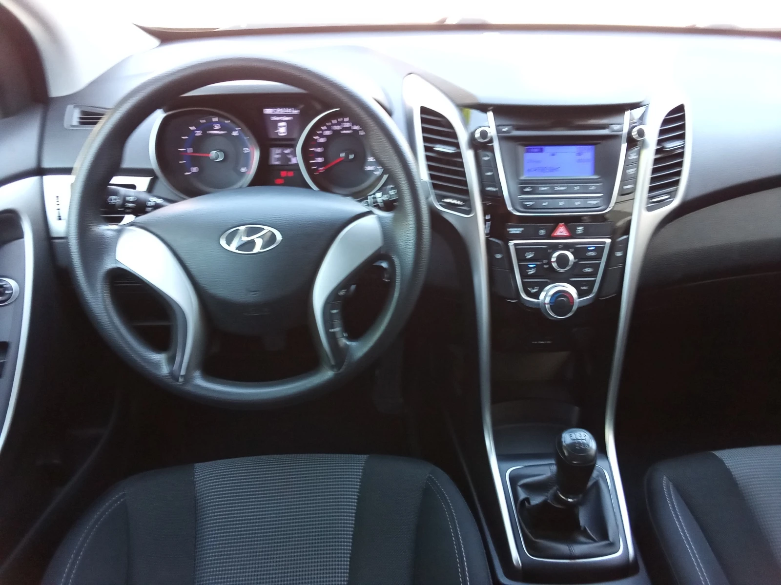 Hyundai I30 1.4CRDI-90kc. Euro5, снимка 9 - Автомобили и джипове - 56085506