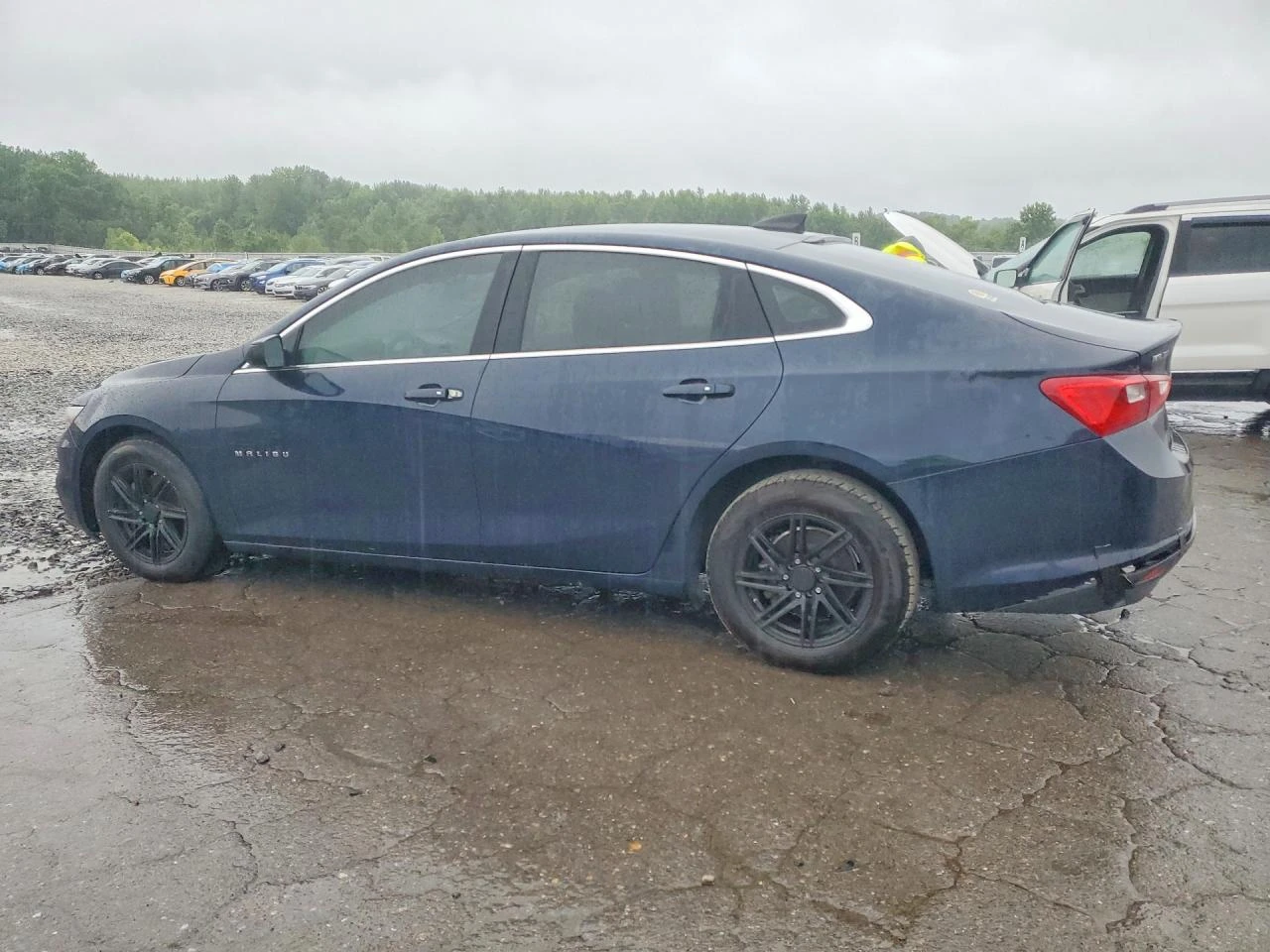 Chevrolet Malibu 1.5l Ls, снимка 2 - Автомобили и джипове - 56151818