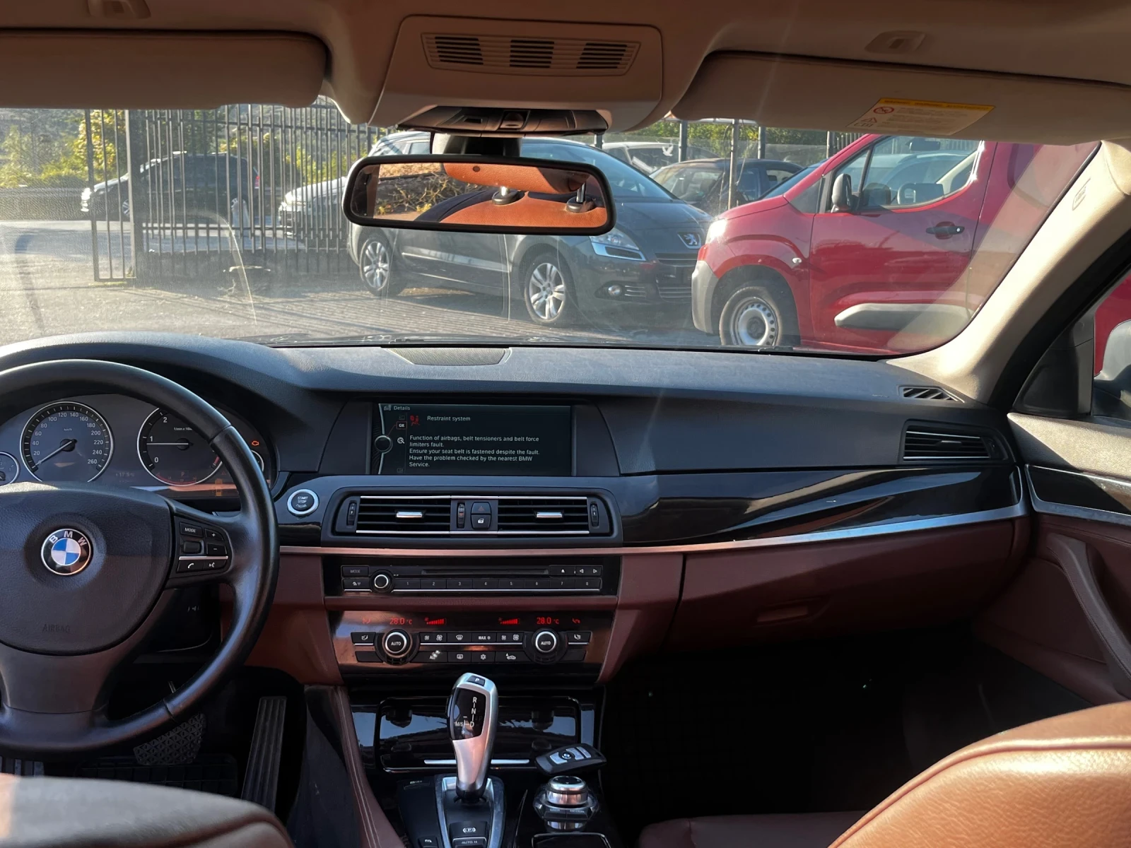 BMW 520, снимка 8 - Автомобили и джипове - 56204873