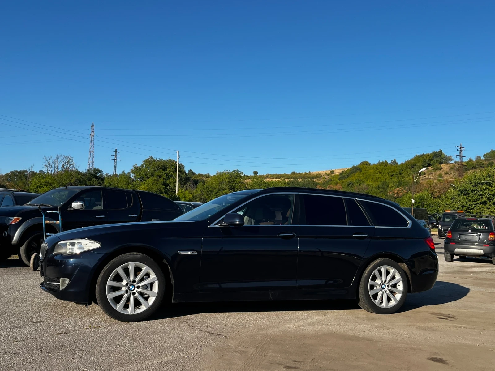 BMW 520, снимка 3 - Автомобили и джипове - 56204873