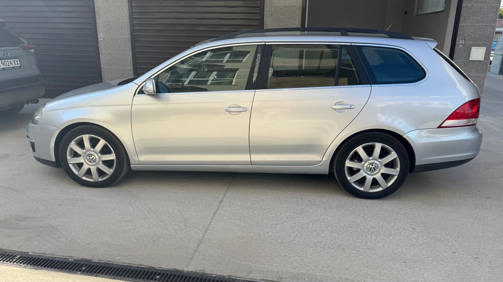 VW Golf Variant 5, снимка 2 - Автомобили и джипове - 56219082