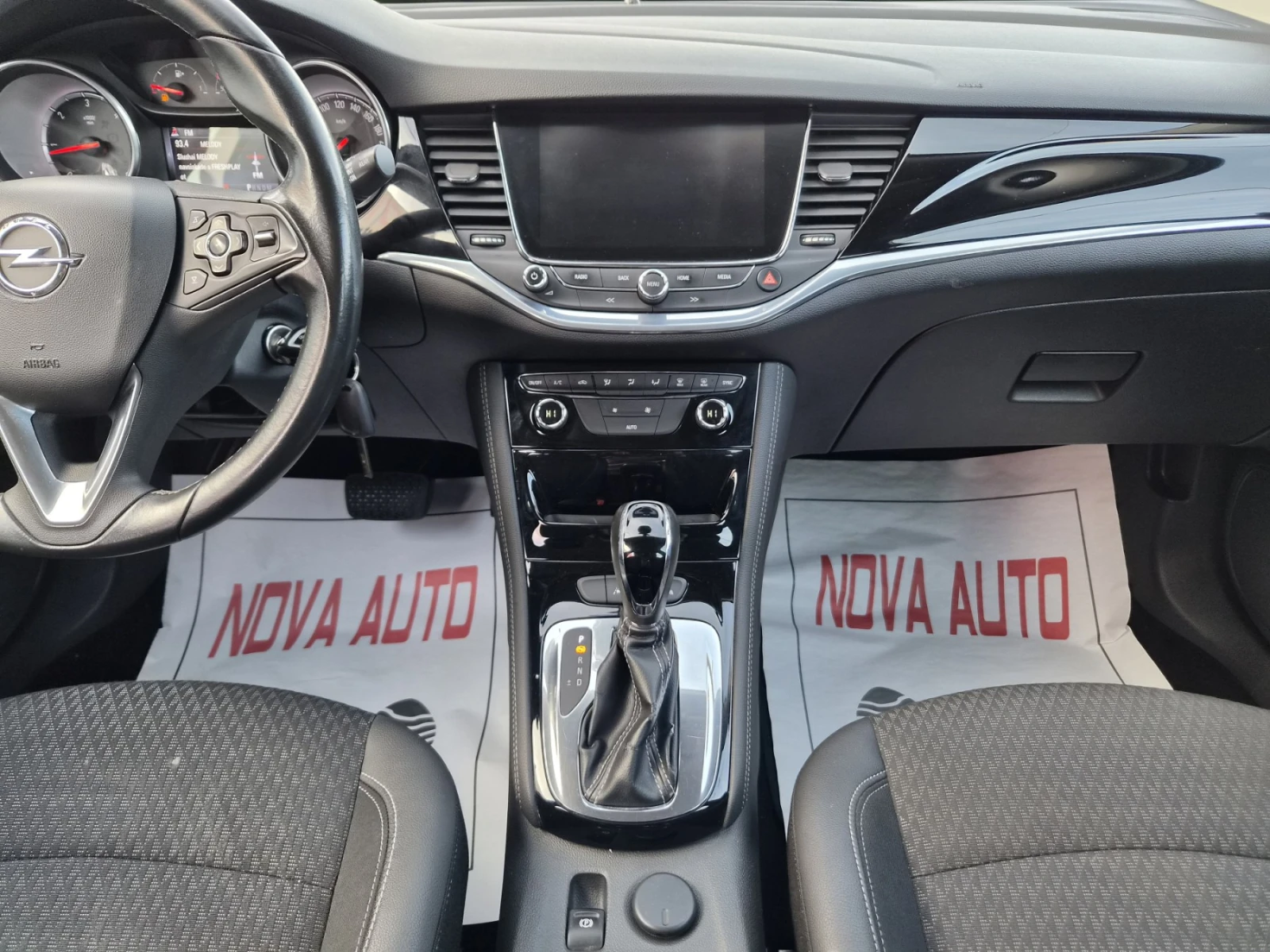 Opel Astra 1.6CDTI-INNOVATION-AUTOMATIC, снимка 9 - Автомобили и джипове - 56583977