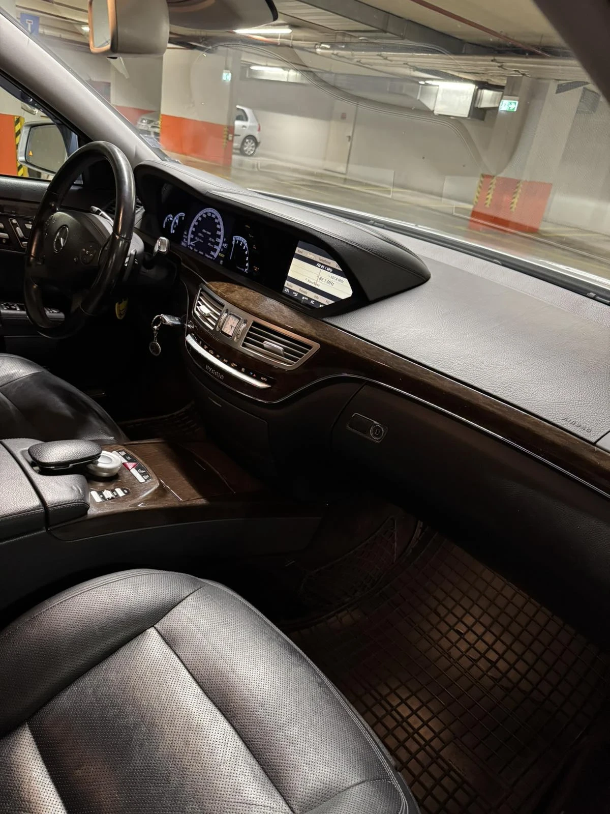 Mercedes-Benz S 400, снимка 5 - Автомобили и джипове - 56691079