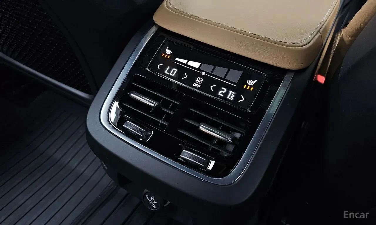 Volvo S90, снимка 16 - Автомобили и джипове - 56710891