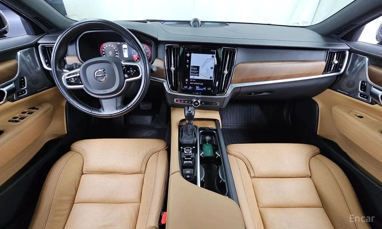Volvo S90, снимка 6 - Автомобили и джипове - 56710891