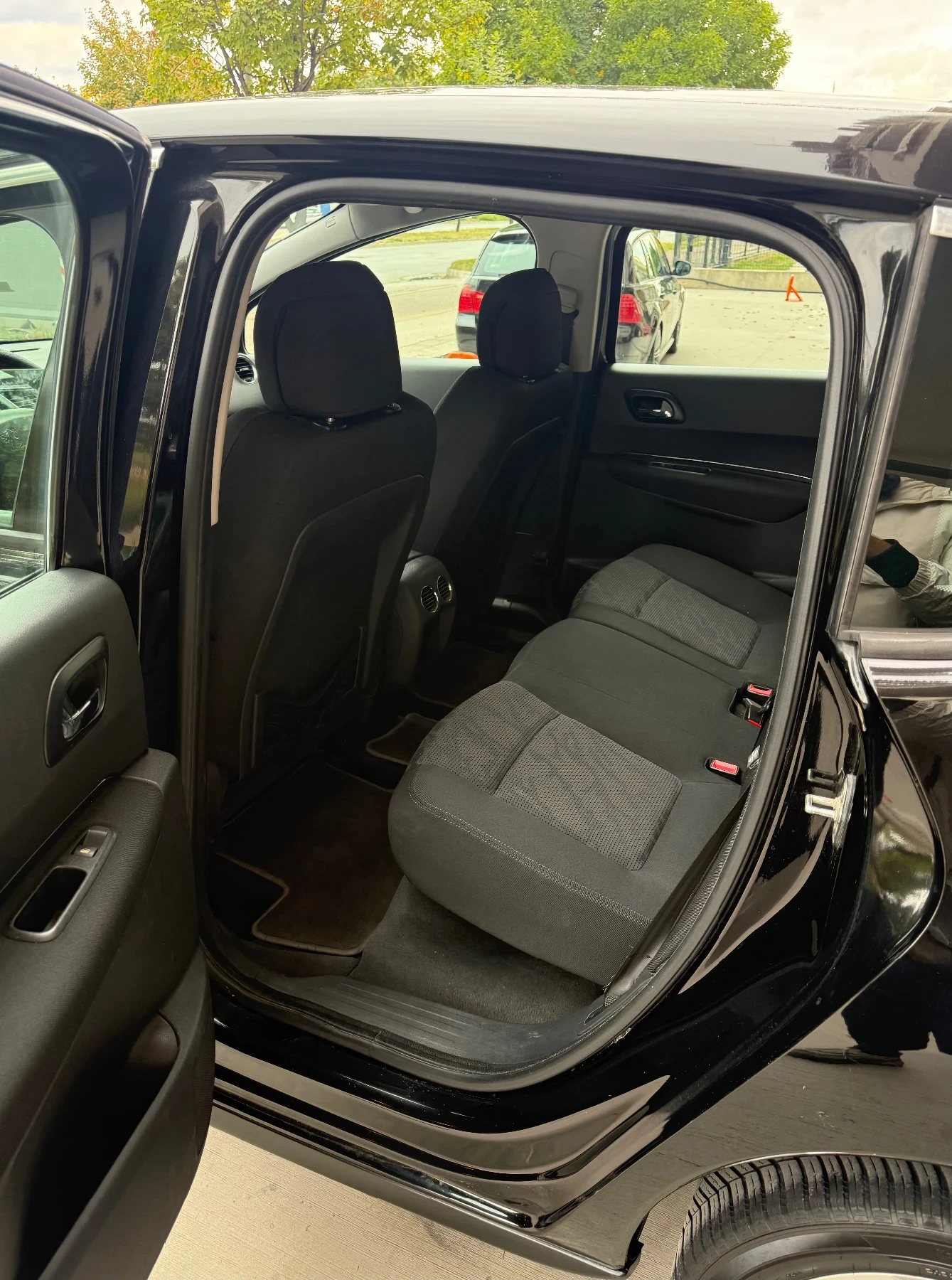 Peugeot 3008 1.6 hdi - Лизинг , снимка 10 - Автомобили и джипове - 56750396