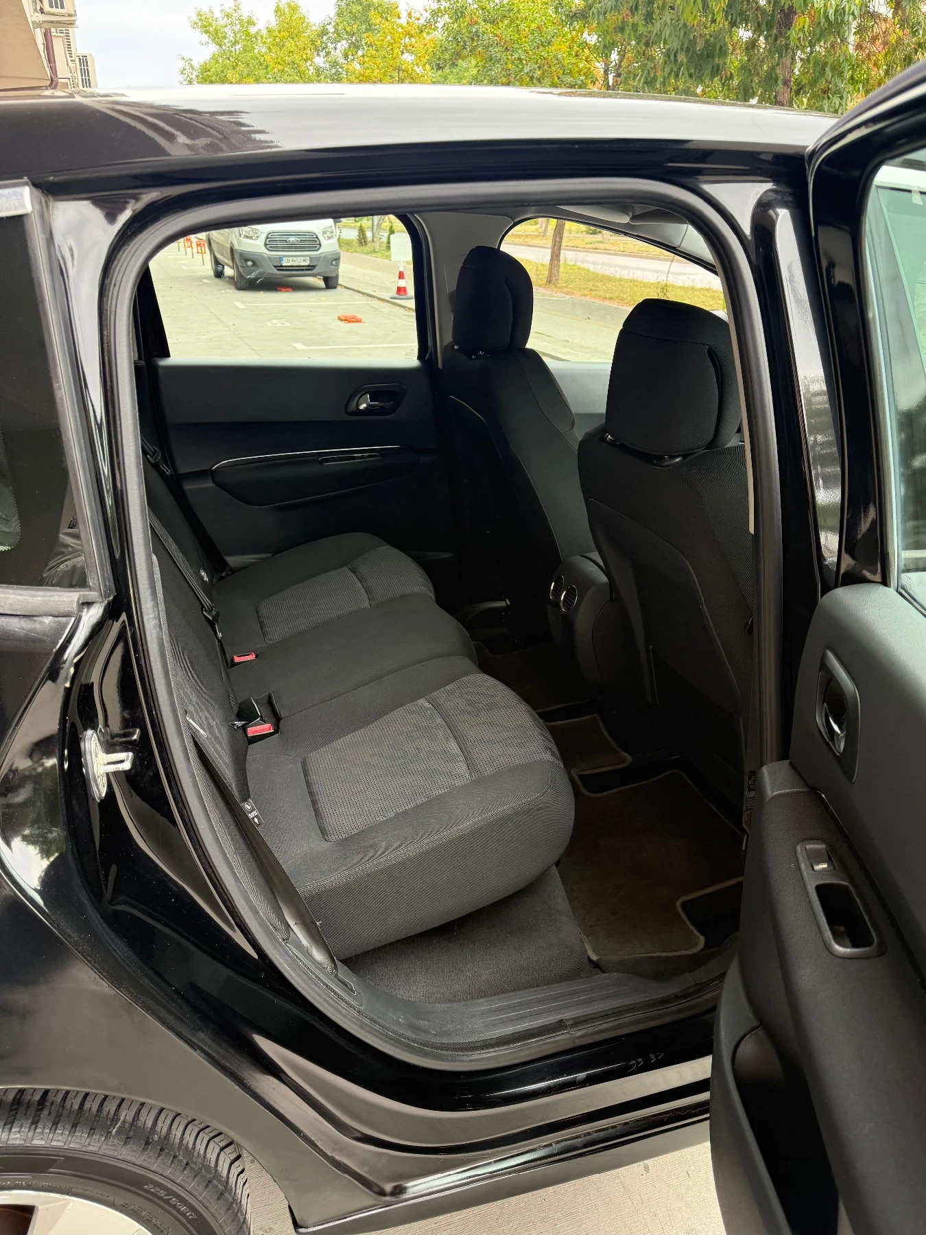 Peugeot 3008 1.6 hdi - Лизинг , снимка 9 - Автомобили и джипове - 56750396