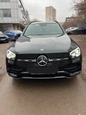  Mercedes-Benz GLC 30...