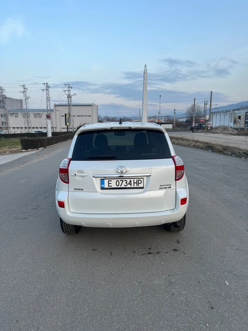 Toyota Rav4 2012, снимка 3 - Автомобили и джипове - 48935295