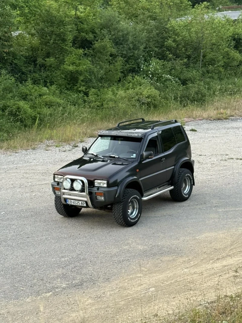 Nissan Terrano, снимка 13 - Автомобили и джипове - 51960043