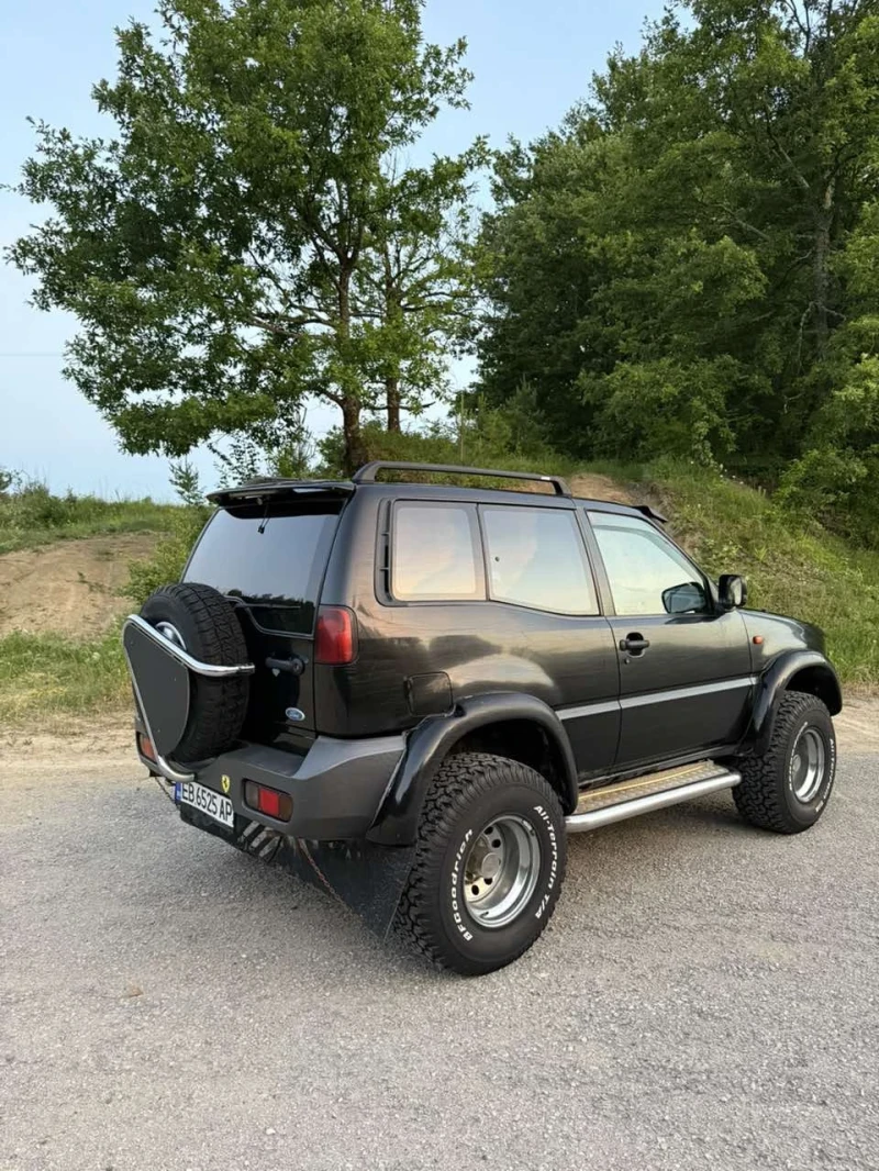 Nissan Terrano, снимка 3 - Автомобили и джипове - 51960043