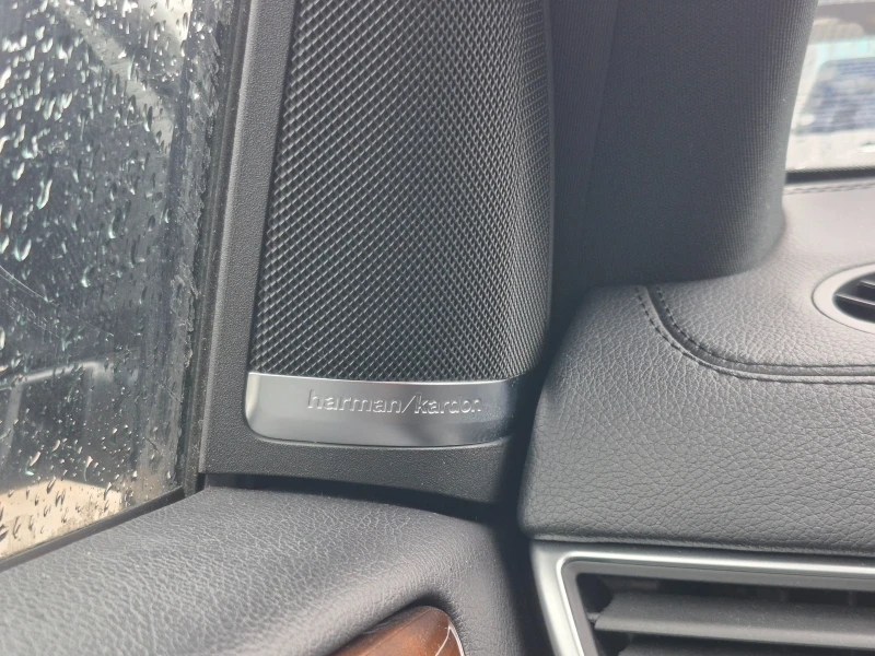 Mercedes-Benz GL 550 AMG 4Matic AIR KeyGO 360 MASSAGE HlK Вакуум iCarbg, снимка 10 - Автомобили и джипове - 53187772