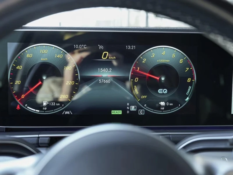 Mercedes-Benz GLE 350 AMG/333HP/COUPE/4M/360/NIGHT/DIST/BURM/880v, снимка 9 - Автомобили и джипове - 53243633