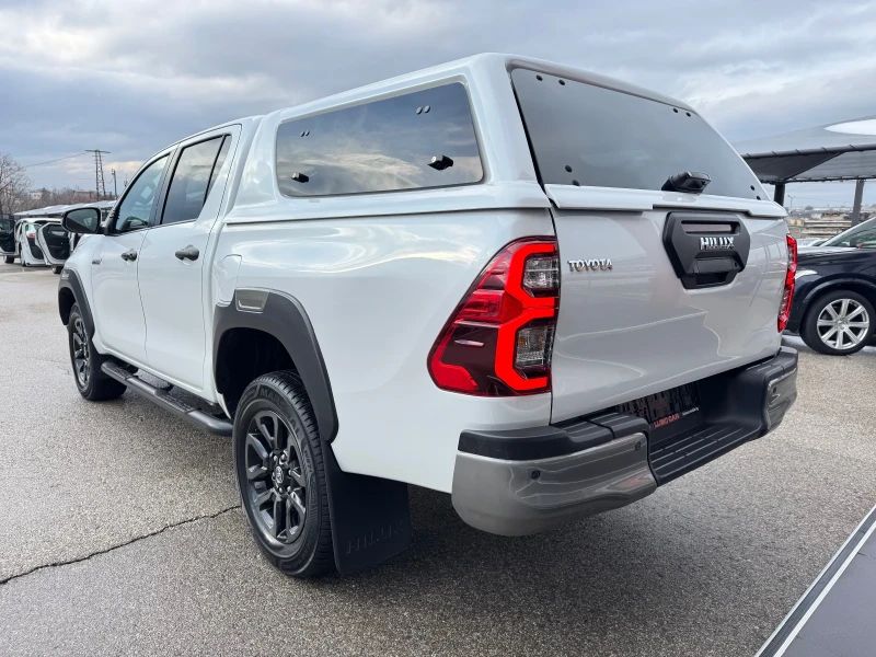 Toyota Hilux 2.8D-INVINCIBLE-KEYLESS-360cam-ПОДГРЕВ-FULL-TOP, снимка 4 - Автомобили и джипове - 53383724
