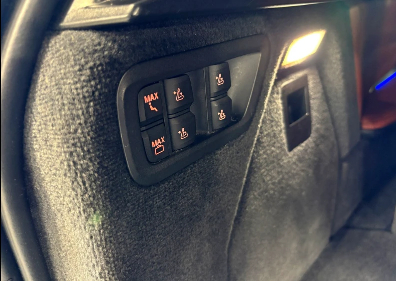 BMW X7 xDrive40i| INDIVIDUAL| NAV| HEADSUP| 3DCAM| 7PASSE - изображение 7