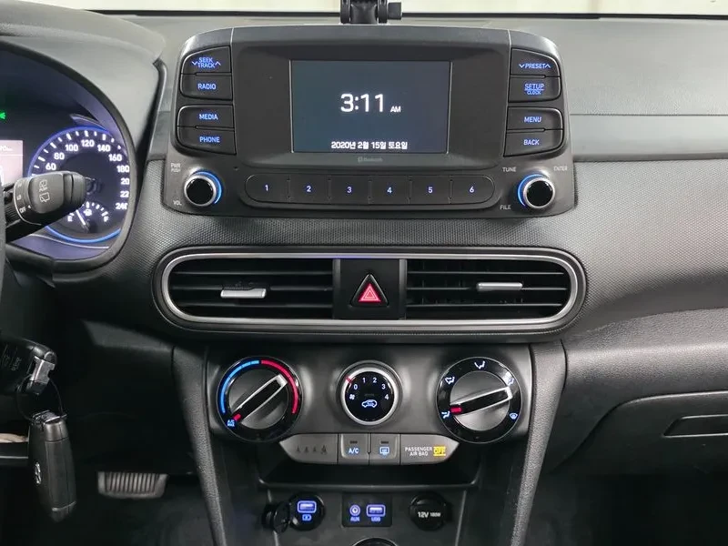 Hyundai Kona 1.6, снимка 14 - Автомобили и джипове - 54627057