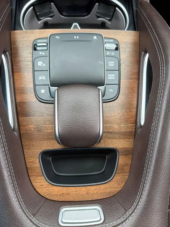 Mercedes-Benz GLE 350 4MATIC, снимка 16 - Автомобили и джипове - 54880893