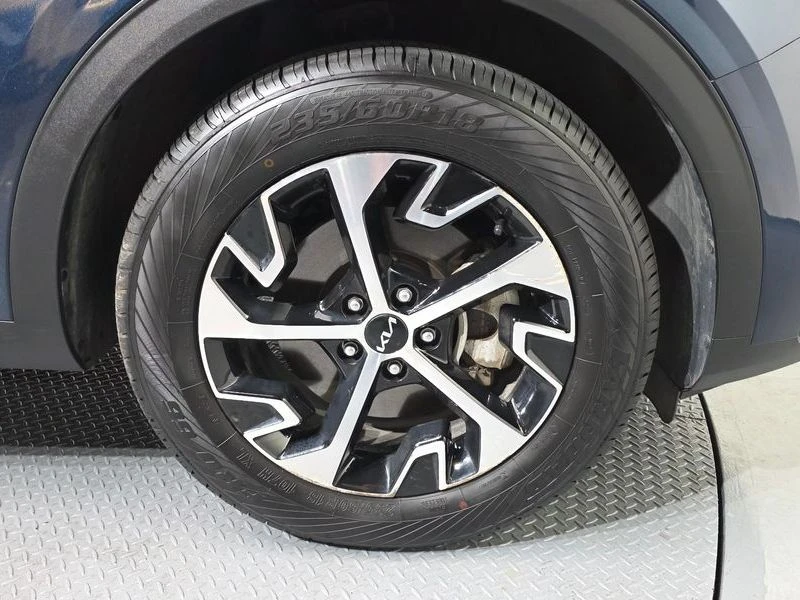 Kia Sportage 1.6 230 hp Automatic, снимка 5 - Автомобили и джипове - 55739276
