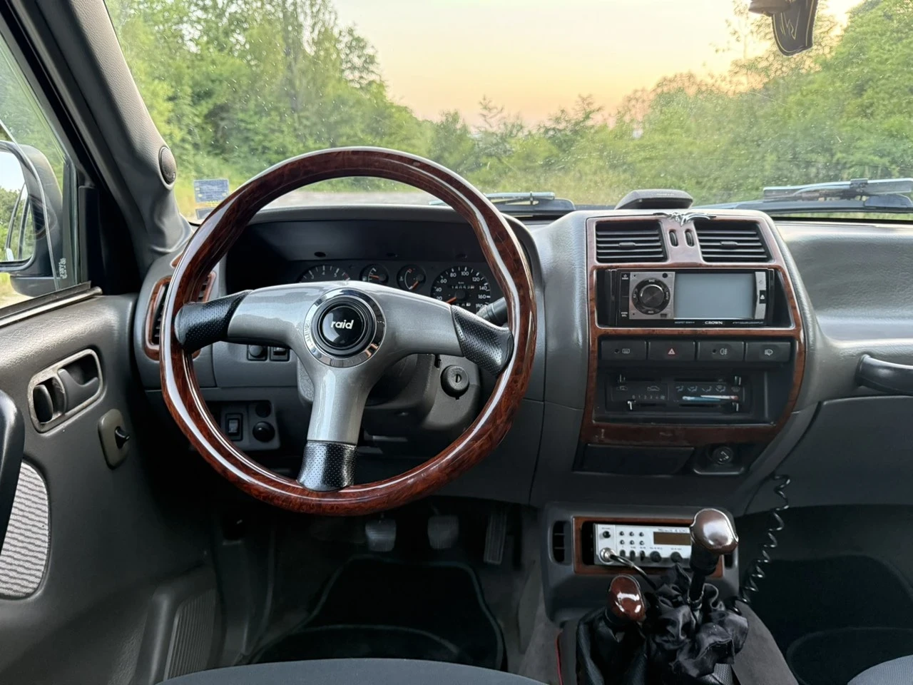 Nissan Terrano  - изображение 9