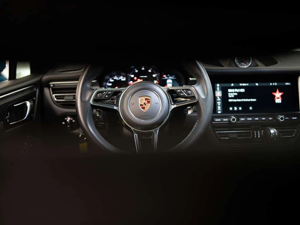 Porsche Macan PREMIUM PLUS PKG | BOSE | PANO | 21 IN RS WHEELS   - изображение 7