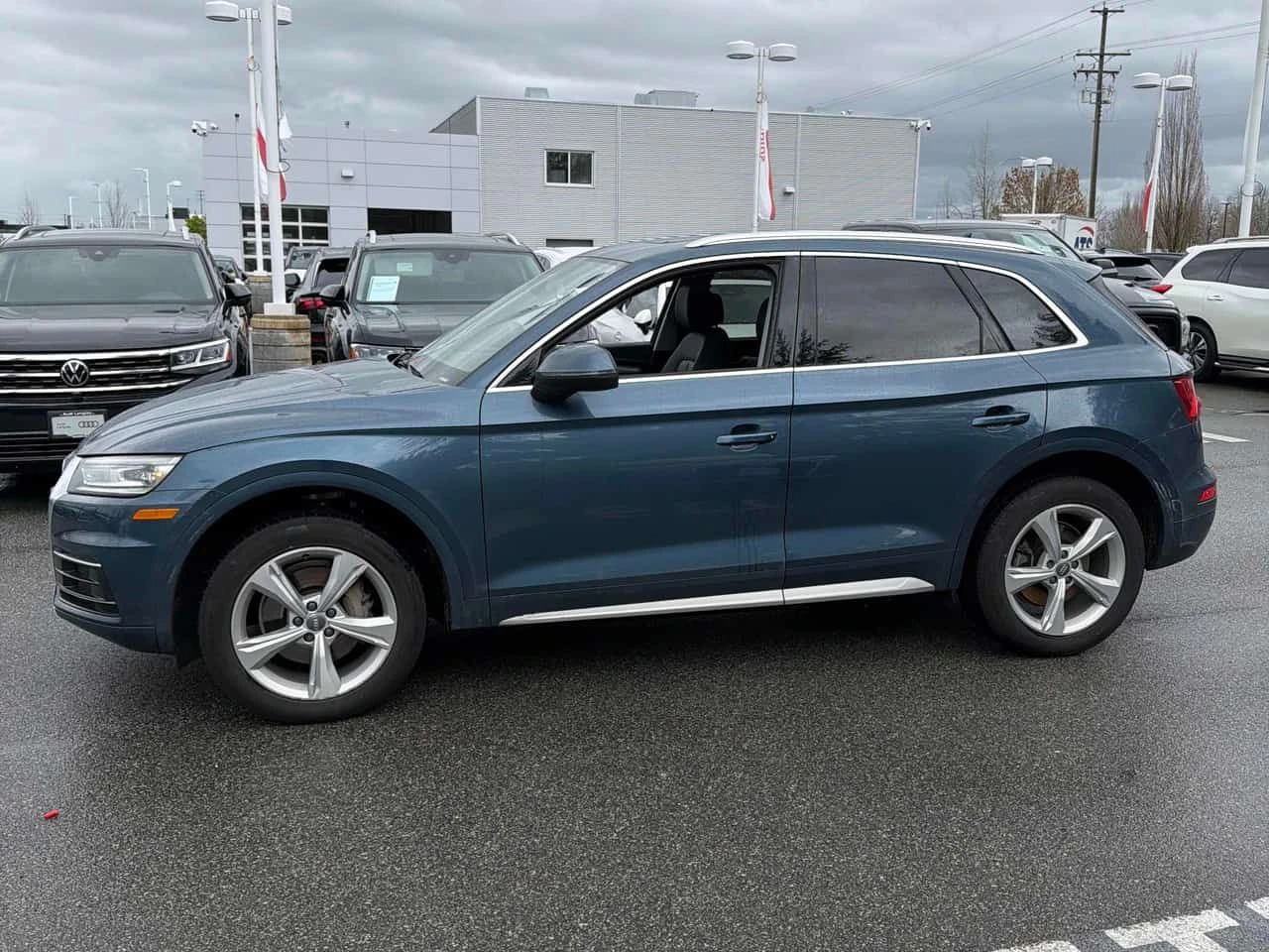 Audi Q5 * Progressiv * ПОДГРЕВ* ПАНОРАМА* KEYLESS* , снимка 2 - Автомобили и джипове - 54184770