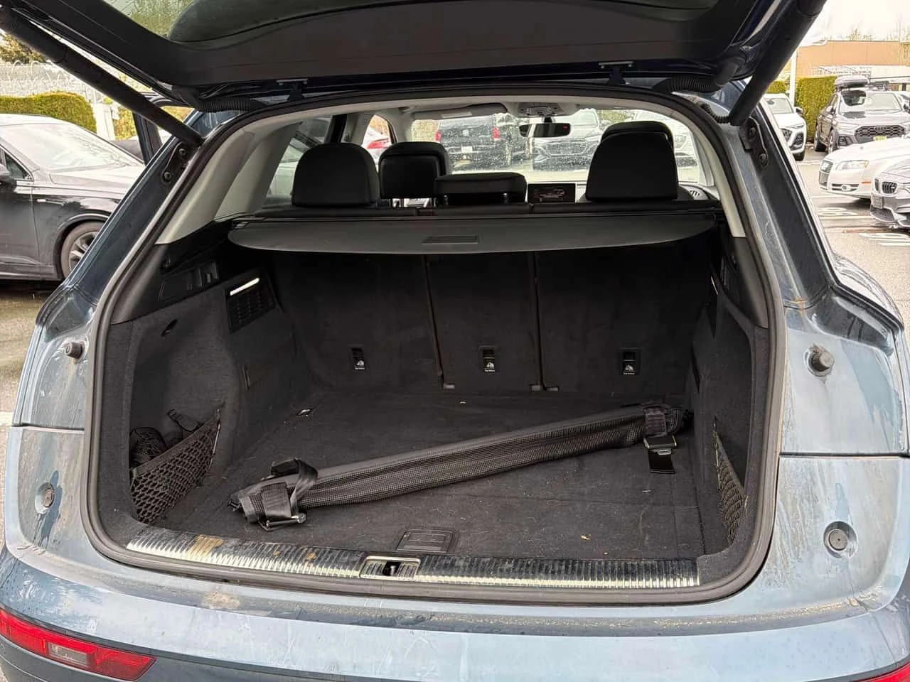 Audi Q5 * Progressiv * ПОДГРЕВ* ПАНОРАМА* KEYLESS* , снимка 11 - Автомобили и джипове - 54184770