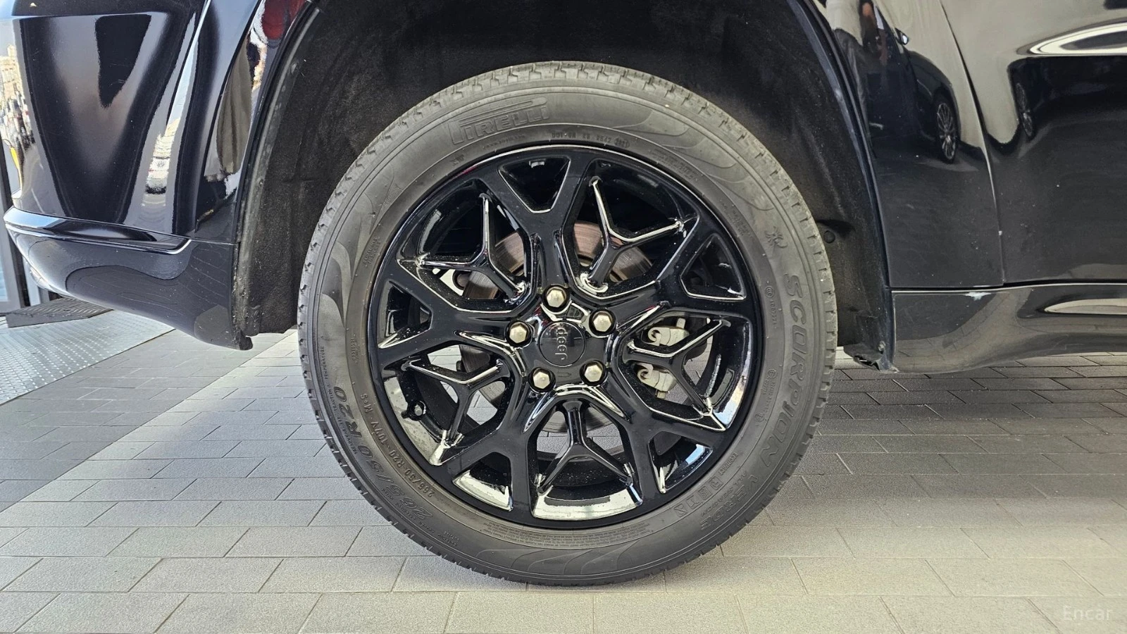 Jeep Grand cherokee 2021* LIMITED X* BLACK* �������* 8ZF* PANO* ������ | Mobile.bg � ����������� 5