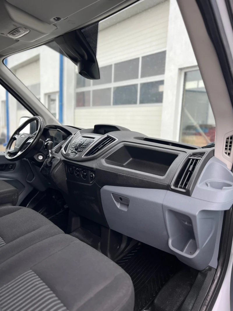 Ford Transit  170к.с / Климатик / 2017г, снимка 15 - Бусове и автобуси - 53442642