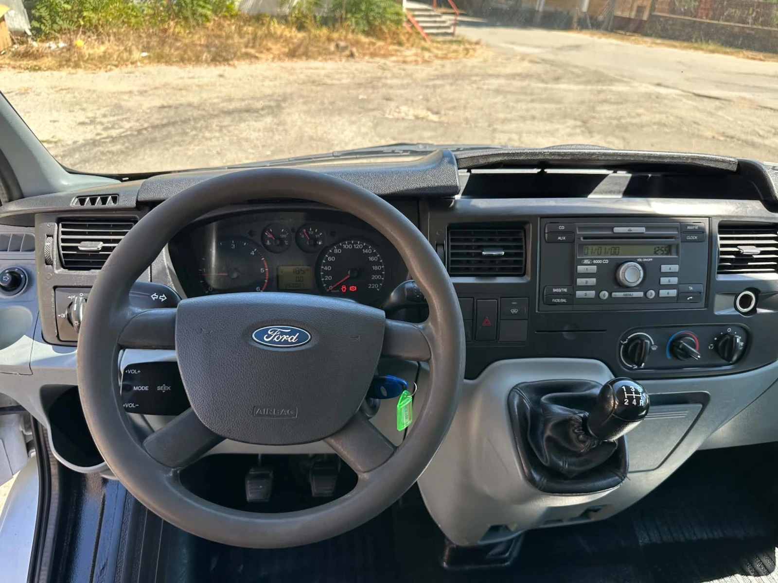 Ford Transit 2.4 100кс 6+ 1, снимка 11 - Бусове и автобуси - 55703734
