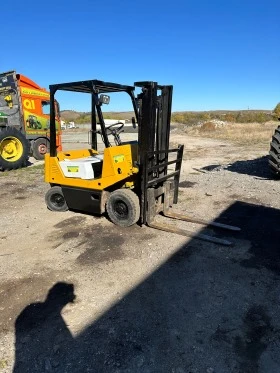 Мотокар Yale Лизинг, снимка 1