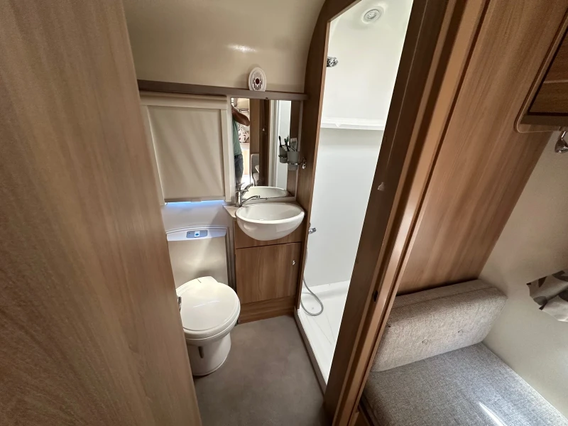 Каравана Bailey Pegasus IV, снимка 9 - Каравани и кемпери - 51206736