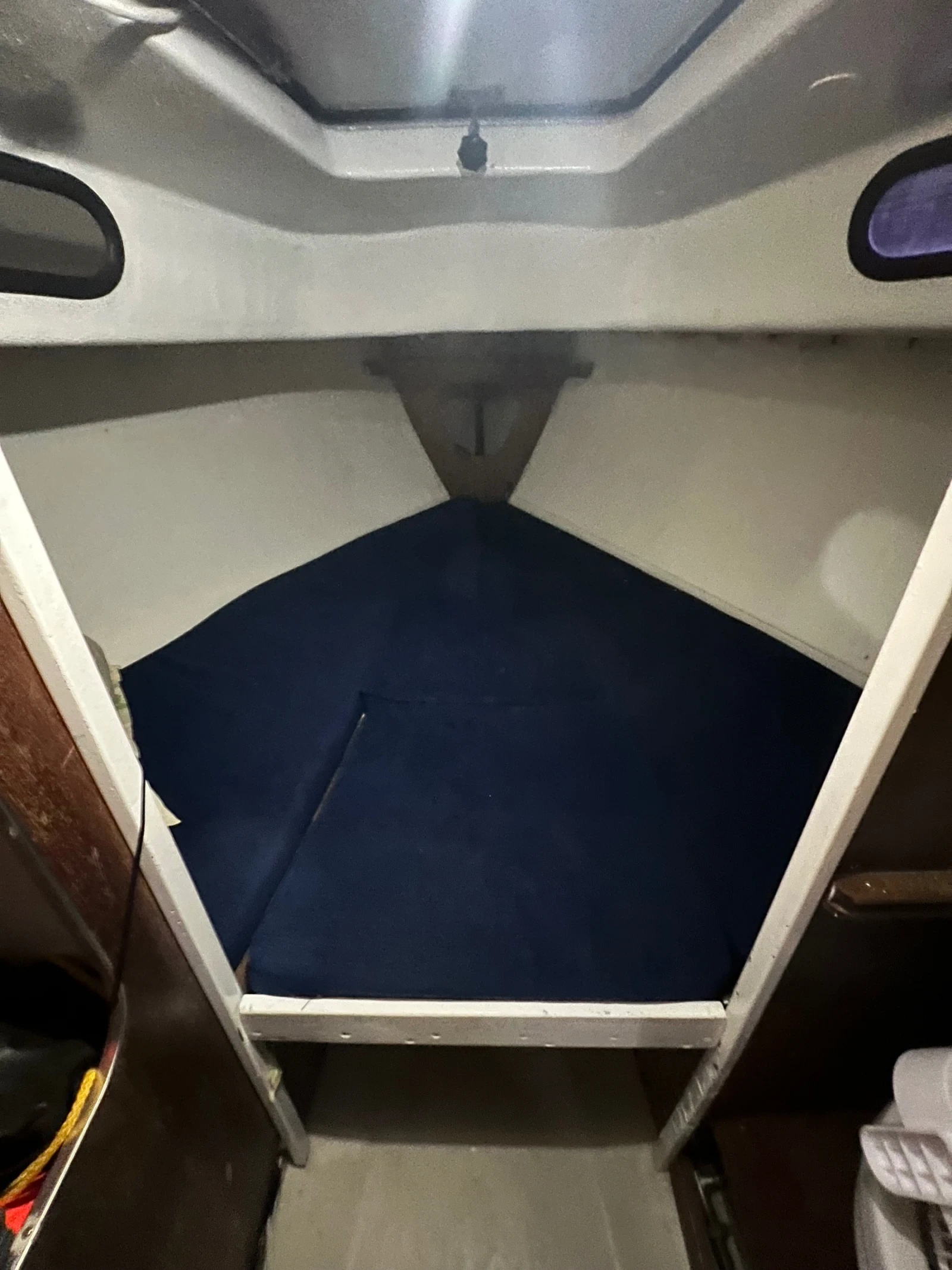   Albin Marin | Mobile.bg   10