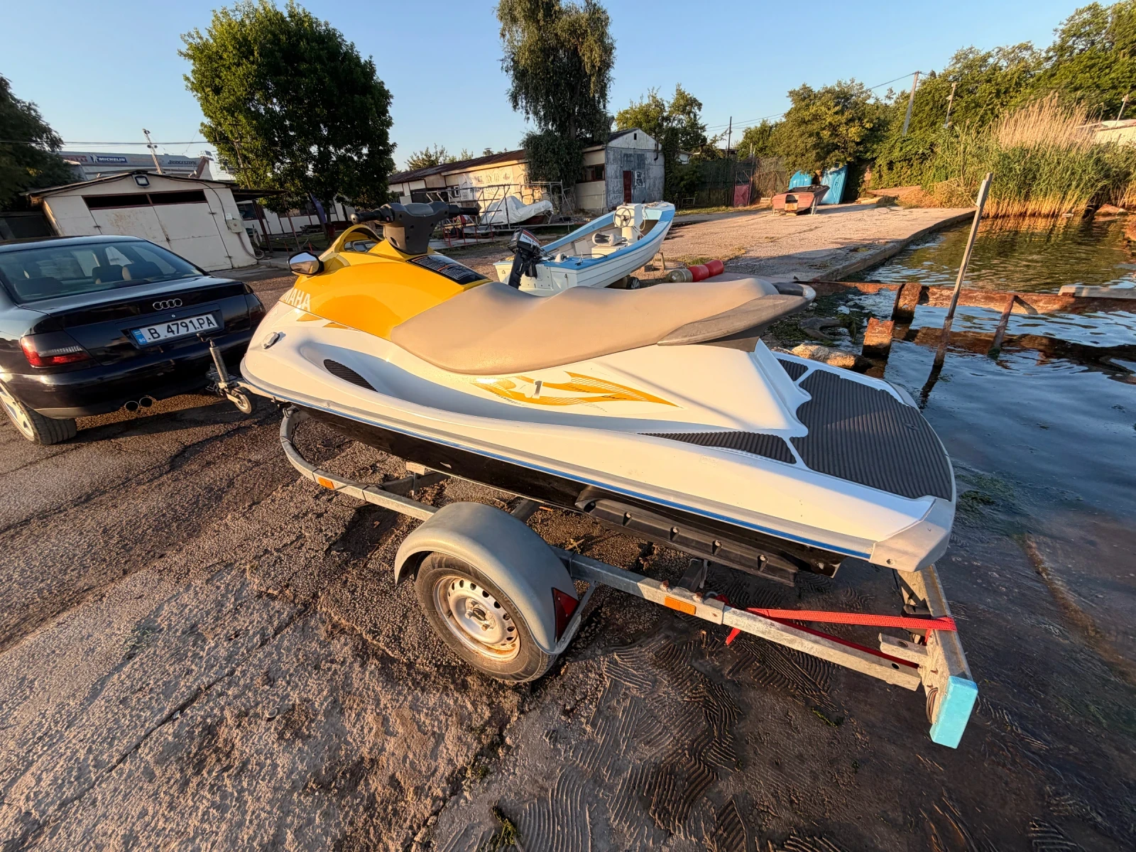Джет Yamaha V1 2015 110кс, снимка 5 - Воден транспорт - 55052357