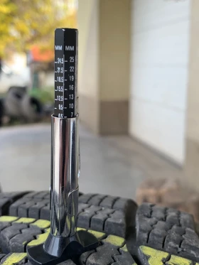 Гуми Зимни 205/60R16, снимка 2