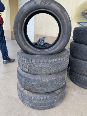 Гуми Зимни 205/60R16, снимка 1