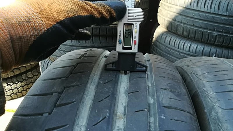 Гуми Летни 225/50R17, снимка 4 - Гуми и джанти - 25323119