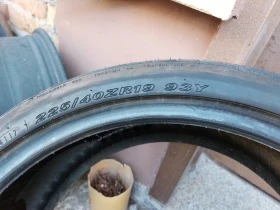 Гуми Летни 225/40R19, снимка 4 - Гуми и джанти - 41366132