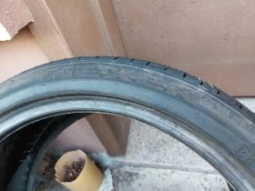 Гуми Летни 225/40R19, снимка 3 - Гуми и джанти - 41366132