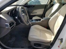 Jaguar XE 2.0l Premium, снимка 7
