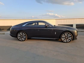 ����� �� �������� �� Rolls-Royce Spectre �������