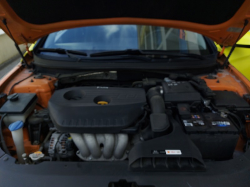 Hyundai Sonata Газ течна фаза, снимка 15 - Автомобили и джипове - 45624243